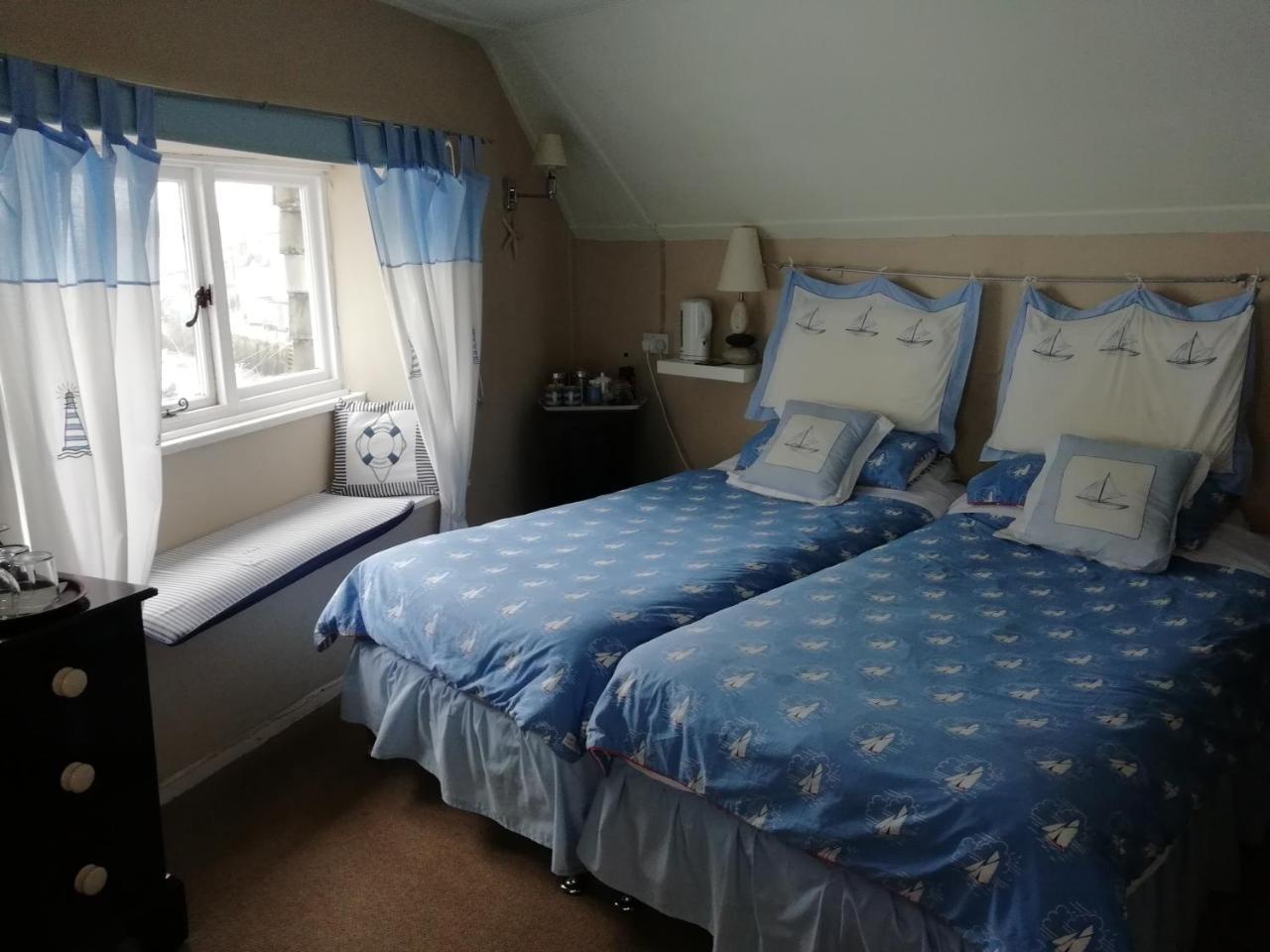 The House On The Props Bed & Breakfast Polperro Eksteriør bilde